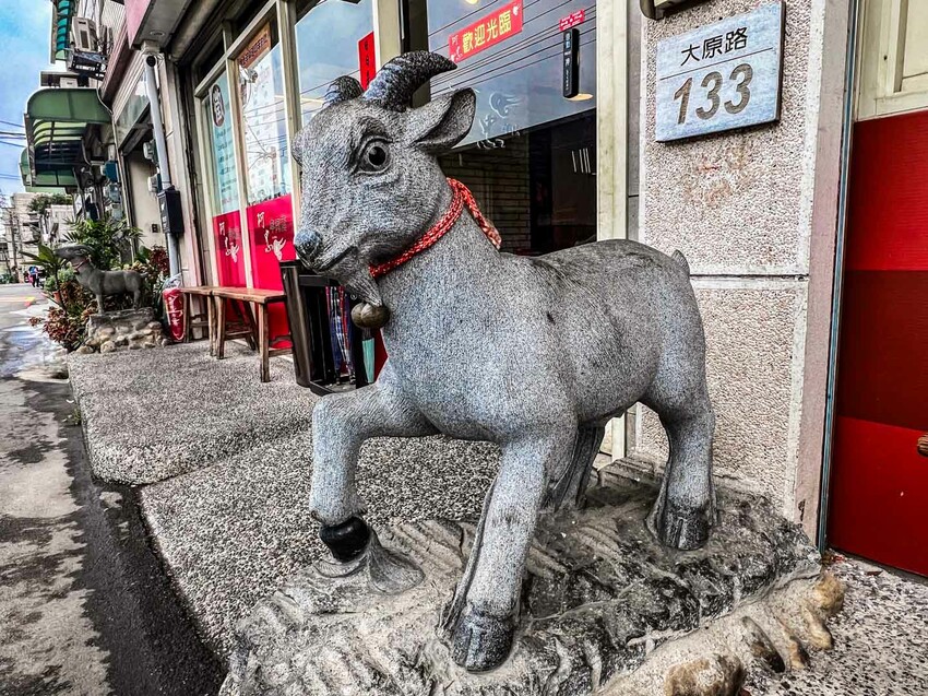 桃園市桃園區阿忠溫體羊肉店|新鮮直達餐桌!任點無雷快炒有夠強,在地人私藏最好吃溫體羊肉爐老店
