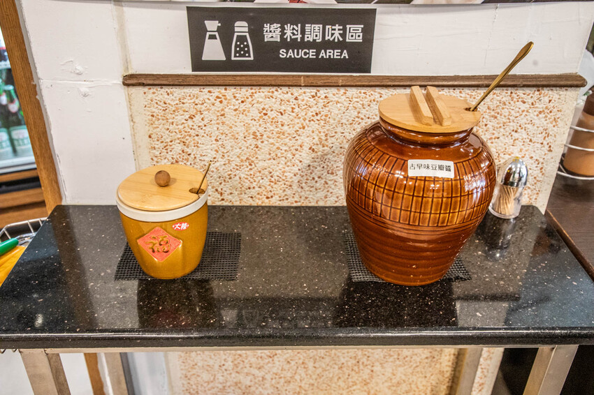 桃園市桃園區阿忠溫體羊肉店|新鮮直達餐桌!任點無雷快炒有夠強,在地人私藏最好吃溫體羊肉爐老店