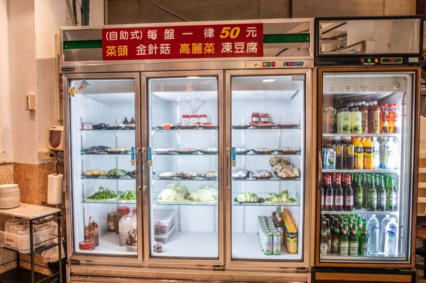 桃園市桃園區阿忠溫體羊肉店|新鮮直達餐桌!任點無雷快炒有夠強,在地人私藏最好吃溫體羊肉爐老店