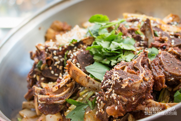 大翟門地鍋雞：【台南東區】大翟門地鍋雞➤台南也吃的到徐州料理！台北名店『徐淮人家』來台南囉!