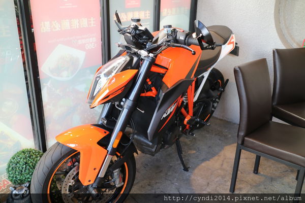 IMG_2208.JPG IMG_2208.JPG