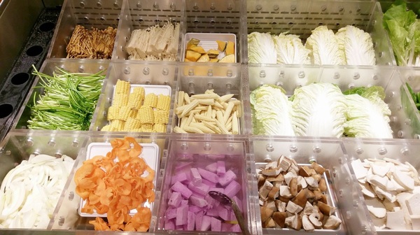 溫野菜-台南大遠百公園店:しゃぶしゃぶ温野菜日本涮涮鍋專門店-台南中西區高cp火鍋 豐富的蔬菜、肉品、海鮮及熟食 就是任您吃、吃到飽