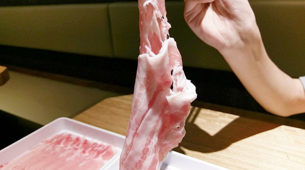 溫野菜-台南大遠百公園店:しゃぶしゃぶ温野菜日本涮涮鍋專門店-台南中西區高cp火鍋 豐富的蔬菜、肉品、海鮮及熟食 就是任您吃、吃到飽