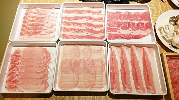 溫野菜-台南大遠百公園店:しゃぶしゃぶ温野菜日本涮涮鍋專門店-台南中西區高cp火鍋 豐富的蔬菜、肉品、海鮮及熟食 就是任您吃、吃到飽