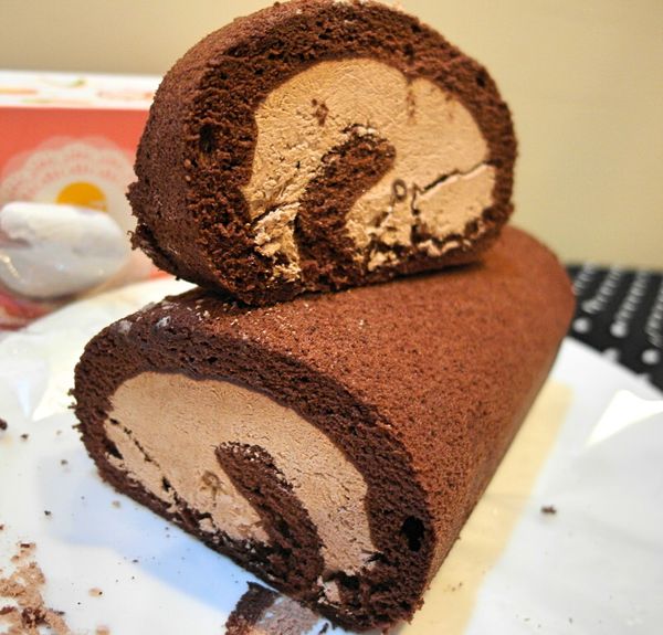 久久津乳酪菓子手造所(台北士林店)：❤️美食❤️【台北。士林】久久津乳酪菓子手造所(台北士林店)★北海道爆漿炙燒乳酪塔/巧克力生乳捲/愛評體驗團