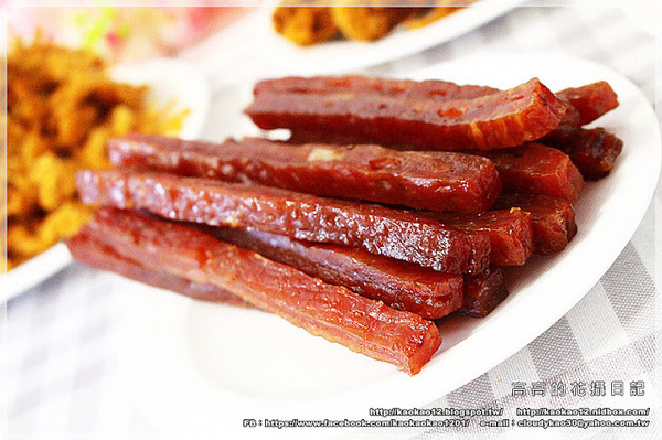 順興號肉脯店：【宅配】順興號肉脯店。順興號禮盒（辣味豬肉條、蜜汁厚切Q條肉乾、特製肉脯、碳烤飛卷片）《團購 年節禮盒》