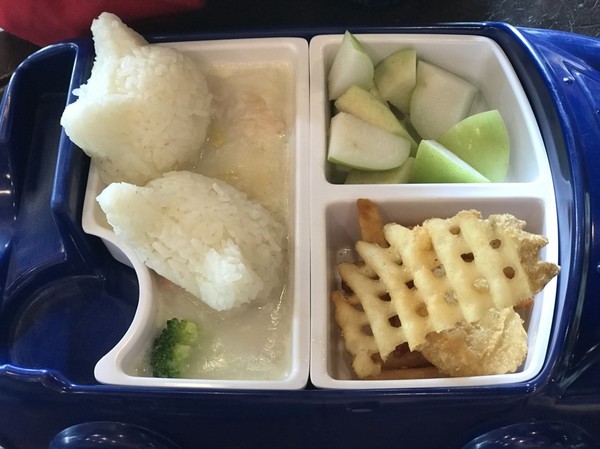 初覓手作餐坊：高雄~初覓手作餐坊~古錐的貓咪餐點~覓覓店長歡迎您~貓咪主題餐廳~