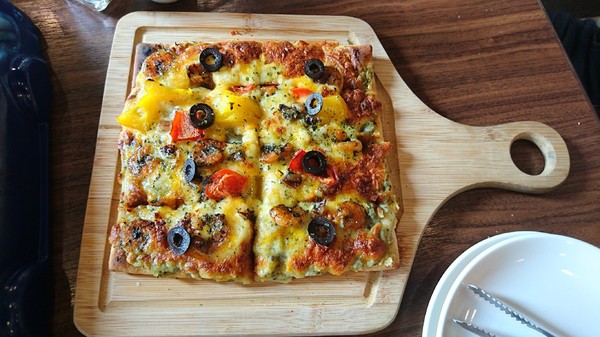 初覓手作餐坊：高雄~初覓手作餐坊~古錐的貓咪餐點~覓覓店長歡迎您~貓咪主題餐廳~