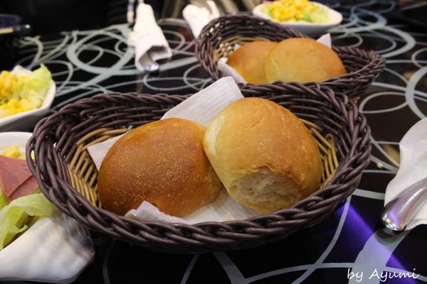 747 巨無霸 炙燒牛排餐廳：[愛評體驗團]給你滿滿的大滿足~747巨無霸炙燒牛排餐廳