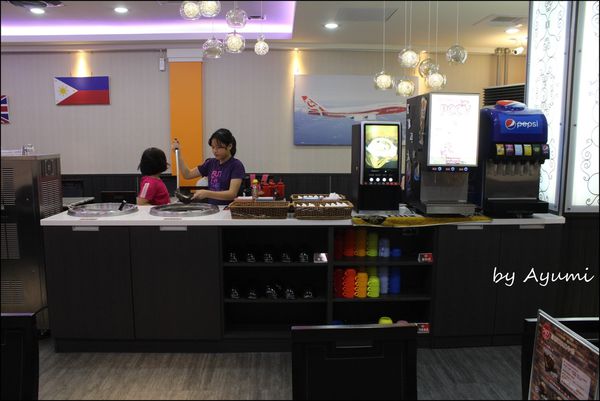 747 巨無霸 炙燒牛排餐廳：[愛評體驗團]給你滿滿的大滿足~747巨無霸炙燒牛排餐廳