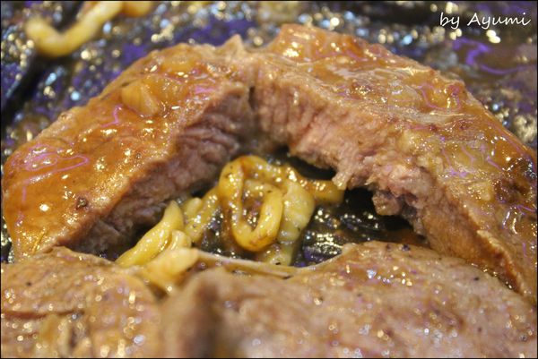 747 巨無霸 炙燒牛排餐廳：[愛評體驗團]給你滿滿的大滿足~747巨無霸炙燒牛排餐廳