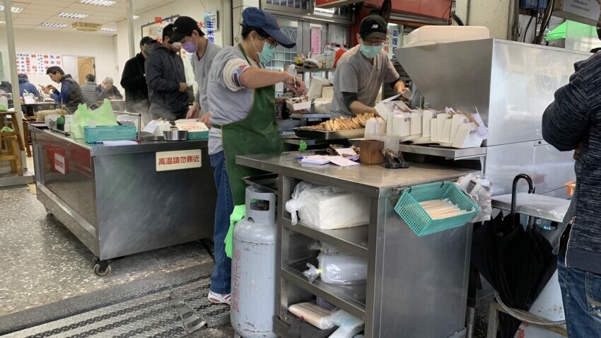 2024雙北夜市必店家!士林、寧夏、南機場美食推薦。