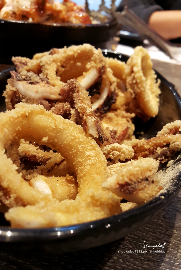 打啵G(台中大隆店)：【韓式料理】打啵g-台中大隆店限定 超好吃的皇冠炸雞系列