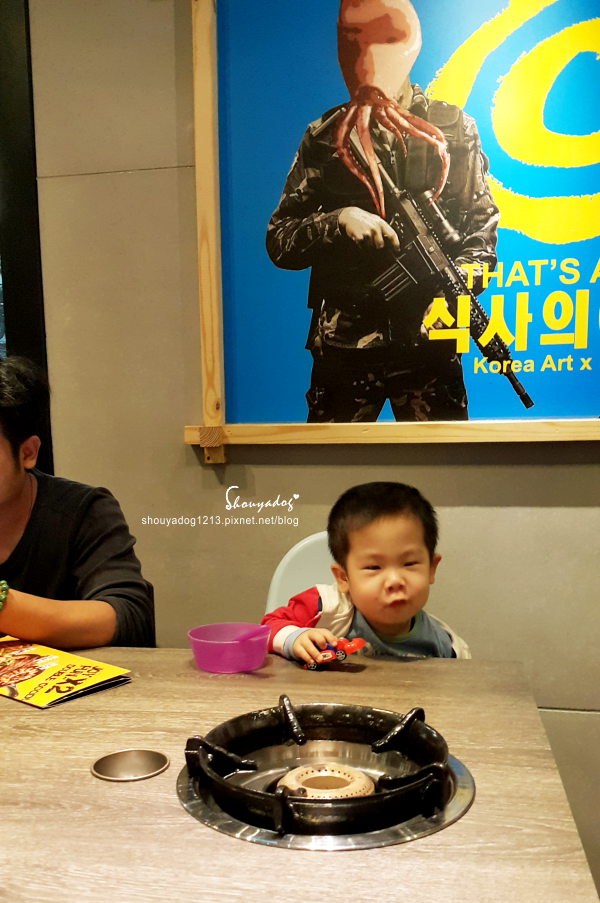 打啵G(台中大隆店)：【韓式料理】打啵g-台中大隆店限定 超好吃的皇冠炸雞系列