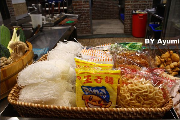 和風歐店(忠孝店)：『愛評體驗團』吃宵夜的好去處~和風歐店(忠孝店)、關東煮＆麻辣鴨血推推推～～