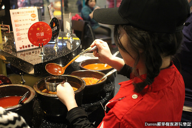 『桃園att筷食尚』兩餐韓國年糕火鍋無限量吃到飽(桃園店)★329元吃到飽年糕吃一餐再做炒飯吃兩餐