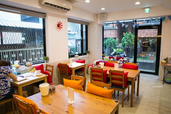 [吃喝]歡迎光臨毛小孩的聚會所～Two Puppies寵物友善餐廳。