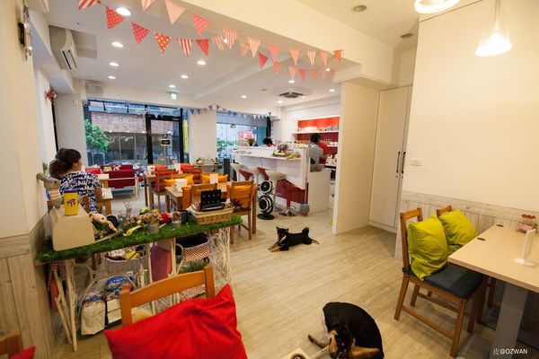 [吃喝]歡迎光臨毛小孩的聚會所～Two Puppies寵物友善餐廳。