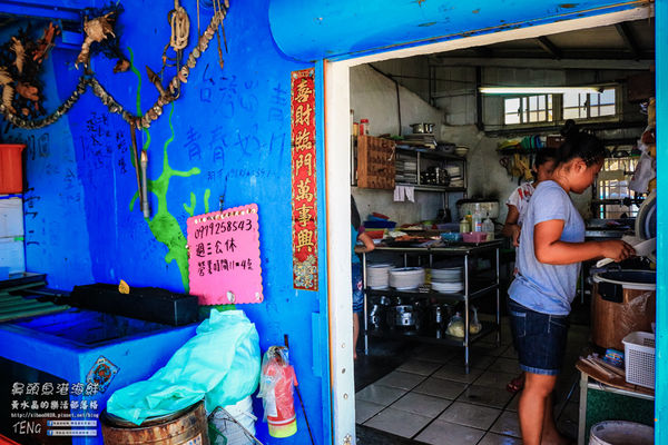 鼻頭魚港海鮮(阿秀海產)|屏東縣恆春鎮鼻頭漁港在地隱藏版必吃海產店;價格公開且內行人才知道的無菜單海產店;來墾丁必吃,不然就白來玩了。(三立電視台~台灣尚青、青春好七淘推薦)