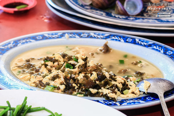 鼻頭魚港海鮮(阿秀海產)|屏東縣恆春鎮鼻頭漁港在地隱藏版必吃海產店;價格公開且內行人才知道的無菜單海產店;來墾丁必吃,不然就白來玩了。(三立電視台~台灣尚青、青春好七淘推薦)