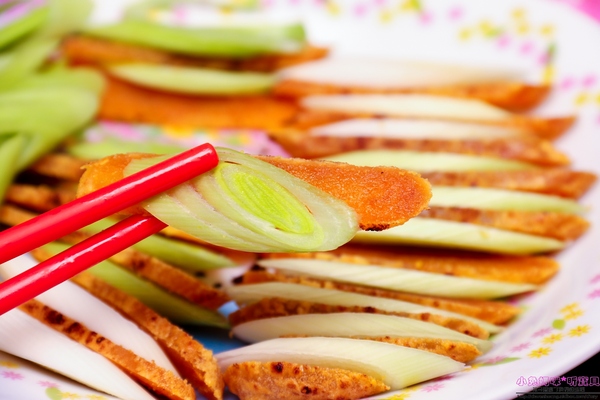 蝦覓世界：【宅配美食】☼蝦覓世界☼滿滿整桌海鮮年菜到你家，料理不用10分鐘，讓你輕鬆過好年！♥♥