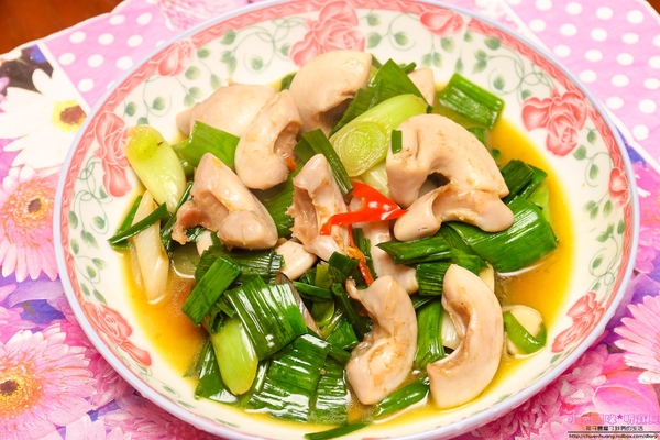 蝦覓世界：【宅配美食】☼蝦覓世界☼滿滿整桌海鮮年菜到你家，料理不用10分鐘，讓你輕鬆過好年！♥♥