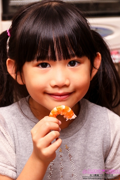 蝦覓世界：【宅配美食】☼蝦覓世界☼滿滿整桌海鮮年菜到你家，料理不用10分鐘，讓你輕鬆過好年！♥♥