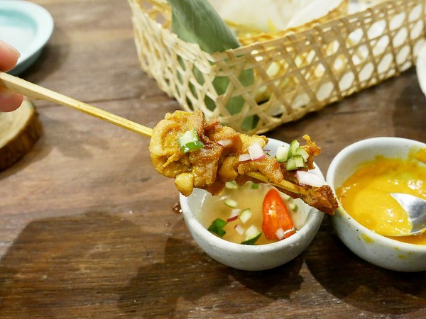 Thai j：泰Thai.J-台中大墩路上花草系餐廳  滿滿植物把店內佈置得超華麗  公主系列布朗尼很吸睛