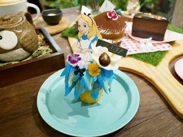 Thai j：泰Thai.J-台中大墩路上花草系餐廳  滿滿植物把店內佈置得超華麗  公主系列布朗尼很吸睛