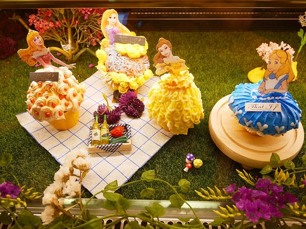 Thai j：泰Thai.J-台中大墩路上花草系餐廳  滿滿植物把店內佈置得超華麗  公主系列布朗尼很吸睛