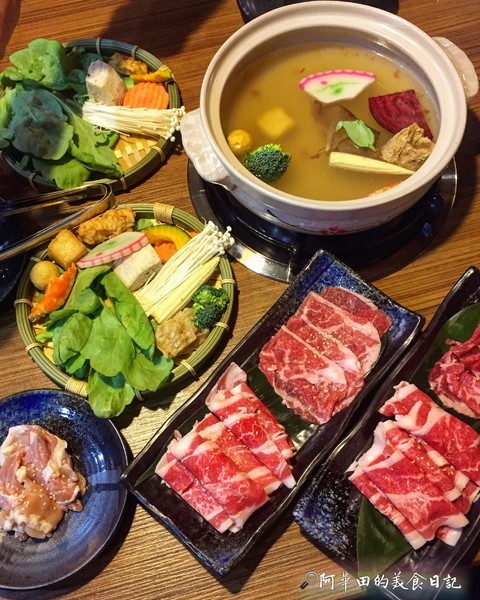 力士本鎮：【苗栗頭份】力士本鎮有「樂力士燒肉、鮮力士陶鍋」兩種選擇，找出你所愛並享受其中。