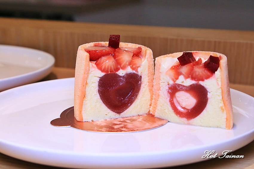 【台南法式甜點】用甜點傳達心意，法式藍帶甜點的浪漫：Celso Pâtisserie 漫步左岸法式甜點 - 熱血玩台南。跳躍新世界