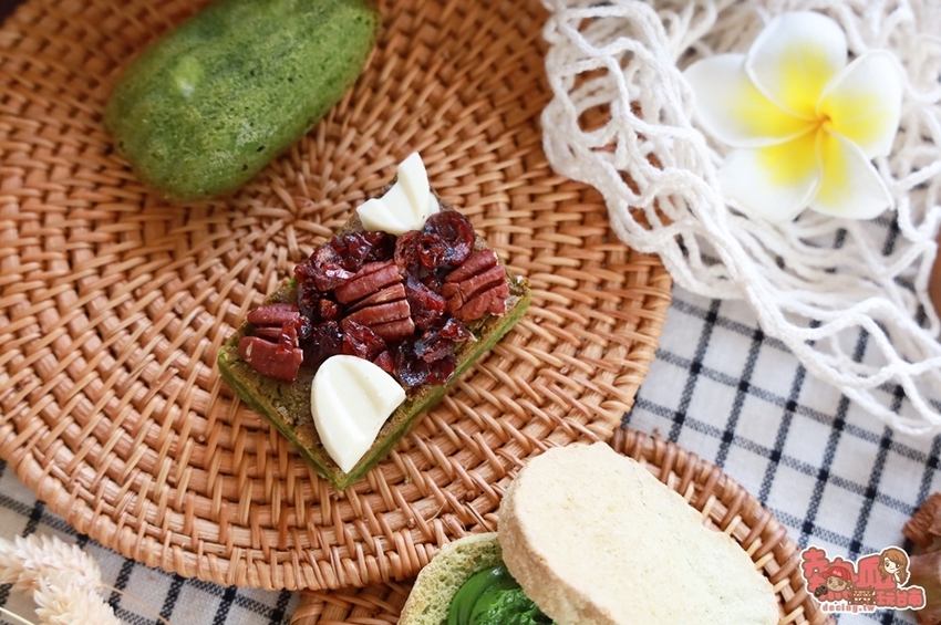 【台南甜點】2021最美的法式甜點禮盒！低糖高蛋白，就連健身教練也超愛~達克瓦茲、布朗尼、瑪德蓮讓你一次獲得：Celso Pâtisserie 漫步左岸法式甜點 - 熱血玩台南。跳躍新世界