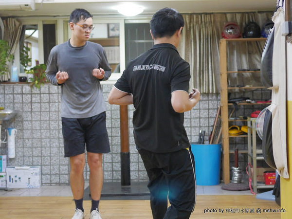 施明傑詠春拳術會-葉問系詠春拳館：【景點】彰化施明傑詠春拳術會-葉問系詠春拳館@彰化民族路 : 一個打十個你也行~強身健體的好選擇!