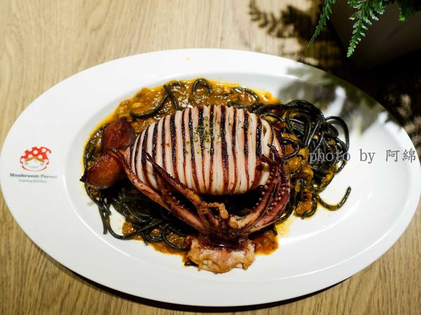 【桃園義式】蘑菇森林義大利麵坊 桃園店-主菜超有份量的童話主題義麵餐廳.桃園火車站商圈/筷食尚美食餐廳/ATT筷食尚/燉飯/義式餐廳/桃園ATT 【桃園義式】蘑菇森林義大利麵坊 桃園店-主菜超有份量的童話主題義麵餐廳.桃園火車站商圈/筷食尚美食餐廳/ATT筷食尚/燉飯/義式餐廳/桃園ATT