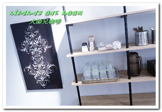 大師兄咖啡：南京三民早午餐．咖啡館不只能喝咖啡，還能把麻辣鍋拿在手上吃！──大師兄咖啡