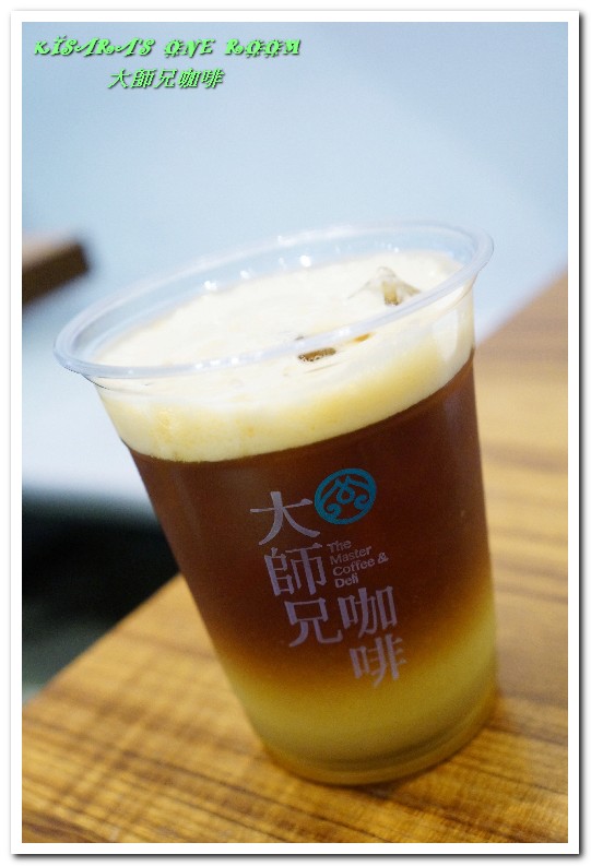 大師兄咖啡：南京三民早午餐．咖啡館不只能喝咖啡，還能把麻辣鍋拿在手上吃！──大師兄咖啡