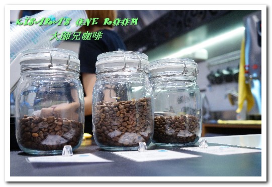 大師兄咖啡：南京三民早午餐．咖啡館不只能喝咖啡，還能把麻辣鍋拿在手上吃！──大師兄咖啡