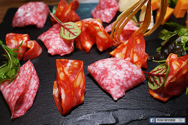 【HI SUN DA 嗨珊達西式餐館】台北信義餐酒館。捷運後山埤站美食