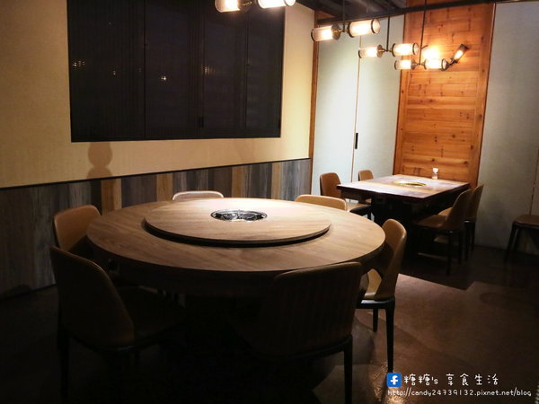 市太郎燒肉市場:〖台中│美食〗市太郎燒肉市場 ❤ 西屯區日式燒肉推薦,近秋紅谷生態公園~全新菜單新亮相,除了日式燒肉外,還推出CP值破表的商業午餐,只要198元起,還有專人為您燒烤唷!!