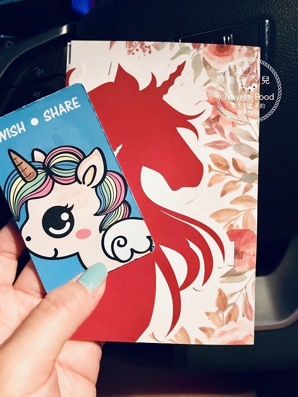 芭蕾城市渡假旅店，我與獨角獸的美好時光｜台中最美Motel，KTV、泳池、超夢幻獨角獸主題房 @魚兒 x 牽手明太子的「視」界旅行