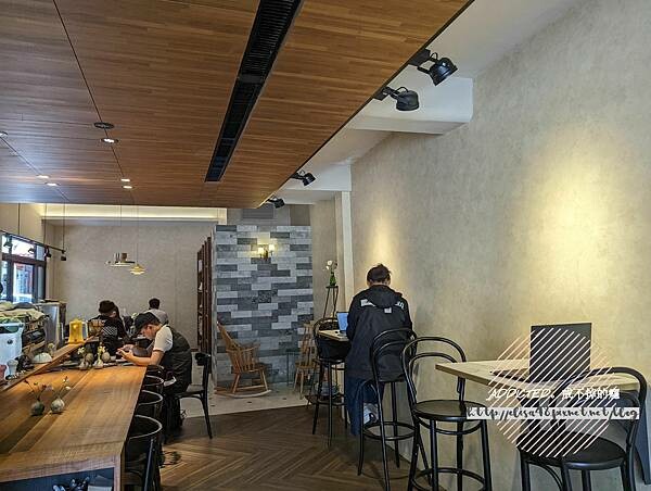 PXL_20220530_065439657_结果 PXL_20220530_065439657_结果