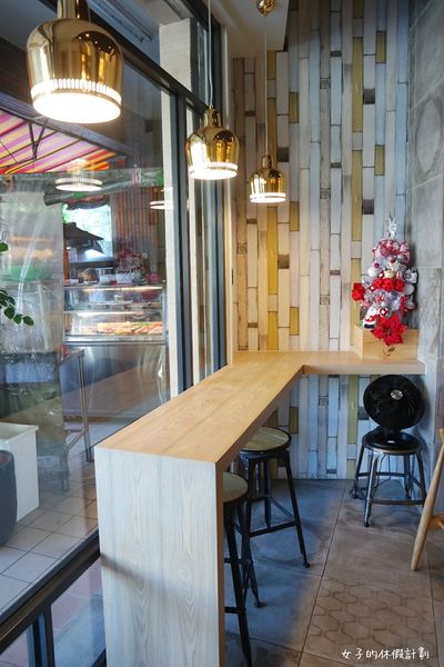 16-12-21-21-33-22-441_deco