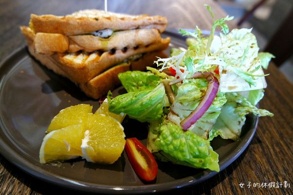 16-12-21-21-33-04-007_deco