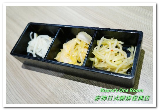 赤神日式豬排復興店：南京復興日式豬排．毎次到訪都很令人滿足的炸豬排料理──赤神日式豬排復興店