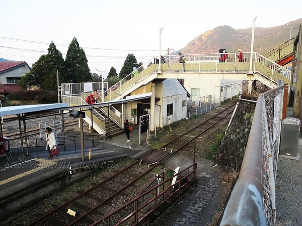 南阿蘇小火車：火車快飛~~  ...南阿蘇鉄道風情.. 田野連川谷‧冷風伴晨曦