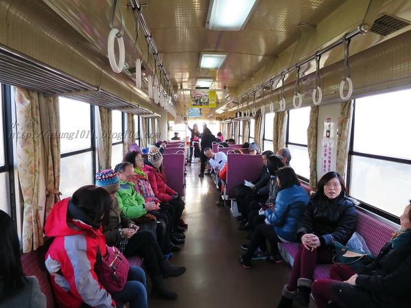 南阿蘇小火車：火車快飛~~  ...南阿蘇鉄道風情.. 田野連川谷‧冷風伴晨曦