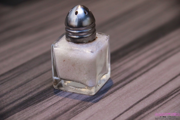 湯正黑潮涮涮:【新莊火鍋】☼湯正黑潮涮涮☼安格斯牛小排(prime)18盎司、海鮮大而新鮮,食材講究,海陸全包一次滿足!♥♥