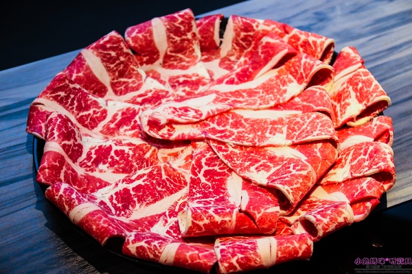 湯正黑潮涮涮:【新莊火鍋】☼湯正黑潮涮涮☼安格斯牛小排(prime)18盎司、海鮮大而新鮮,食材講究,海陸全包一次滿足!♥♥