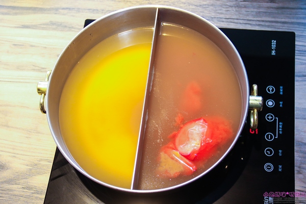 湯正黑潮涮涮:【新莊火鍋】☼湯正黑潮涮涮☼安格斯牛小排(prime)18盎司、海鮮大而新鮮,食材講究,海陸全包一次滿足!♥♥